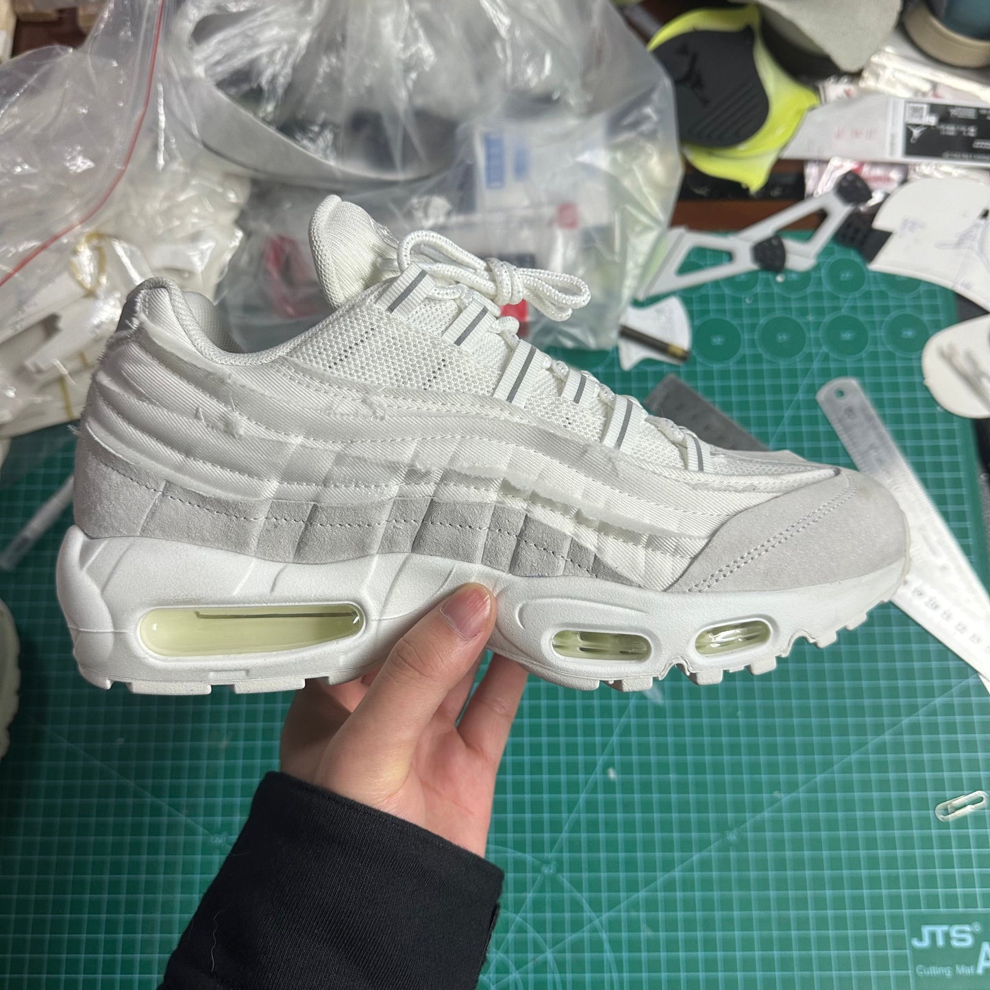 AIR UNIT '95 “CDG White”
