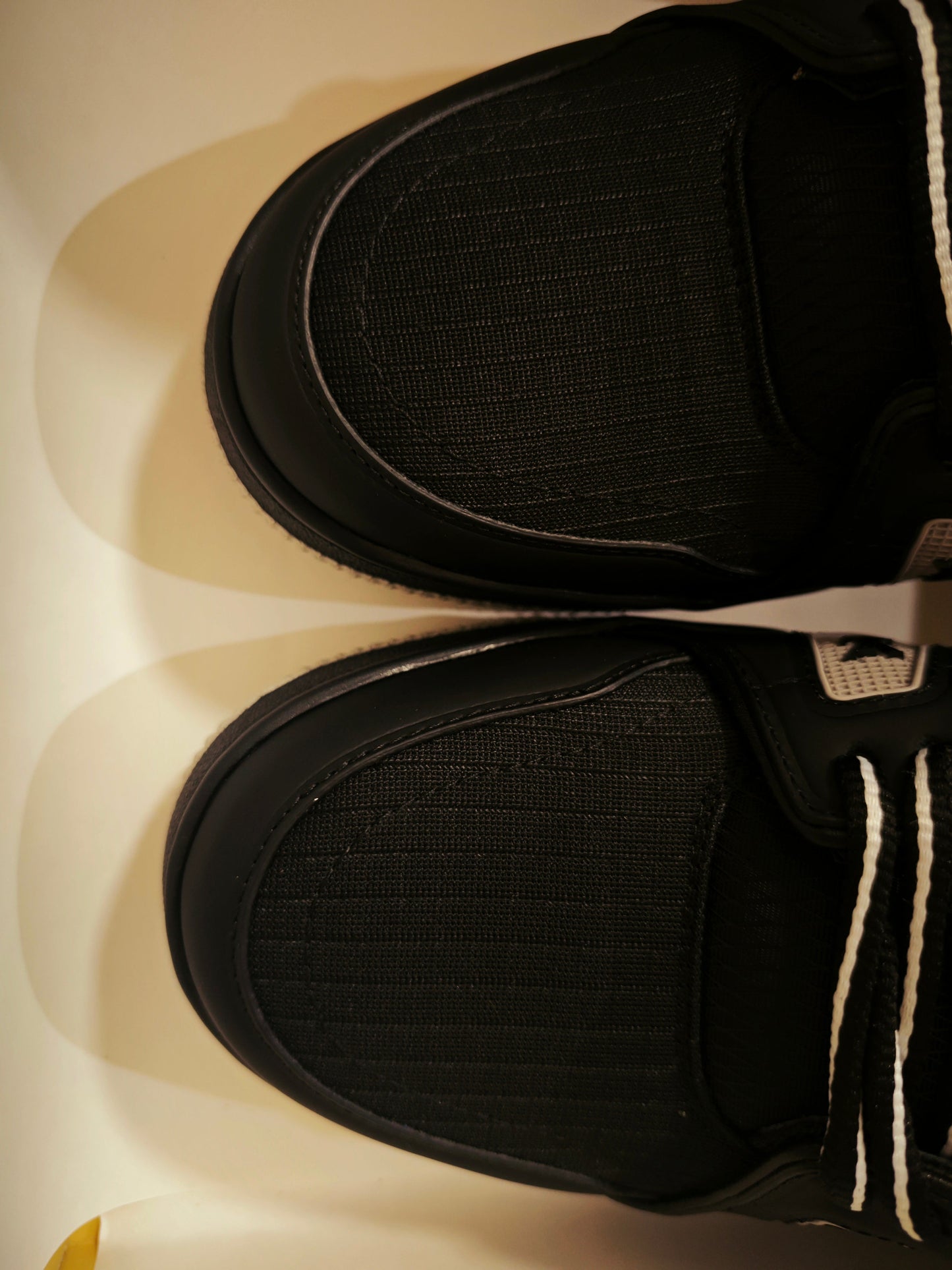 CHUNKY SKATE TRAINER “Dark”