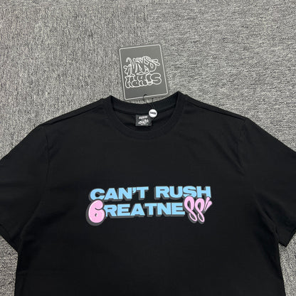 UTILITY GRAPHIC TEE “Can't Rush Greatness”